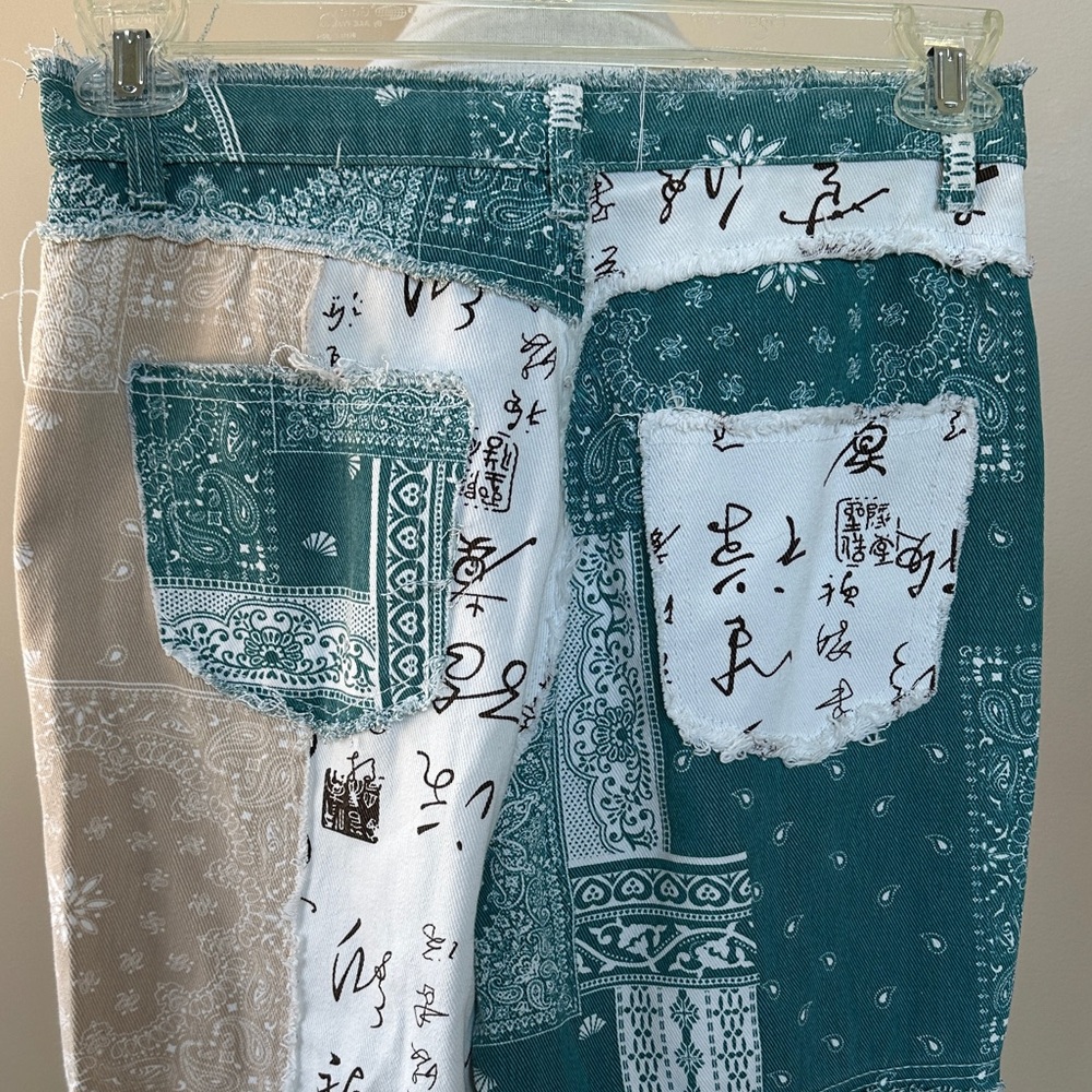 SHEIN Distressed Patchwork Jeans - Picture 9 of 15